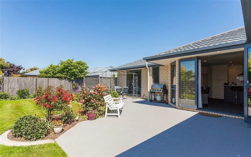 Dom wakacyjny Perfect Home, Stunning Gardens - Aidanfield Gardens Bellissimo Christchurch Nowa Zelandia